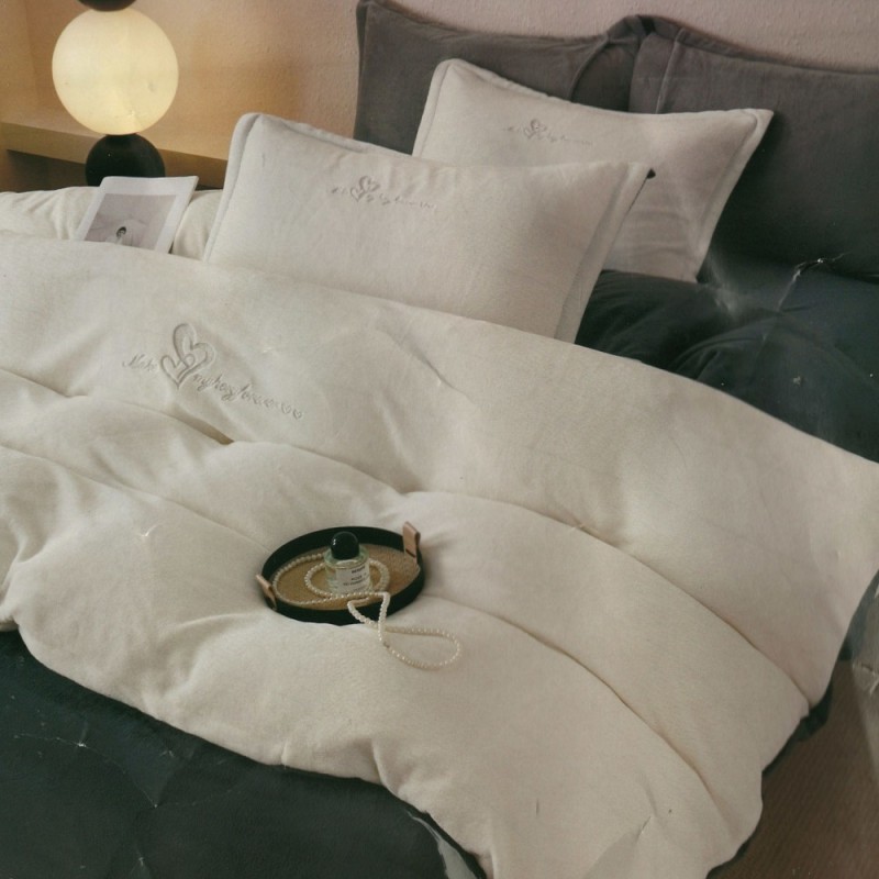 Велюровое постельное белье евро размер (32012)