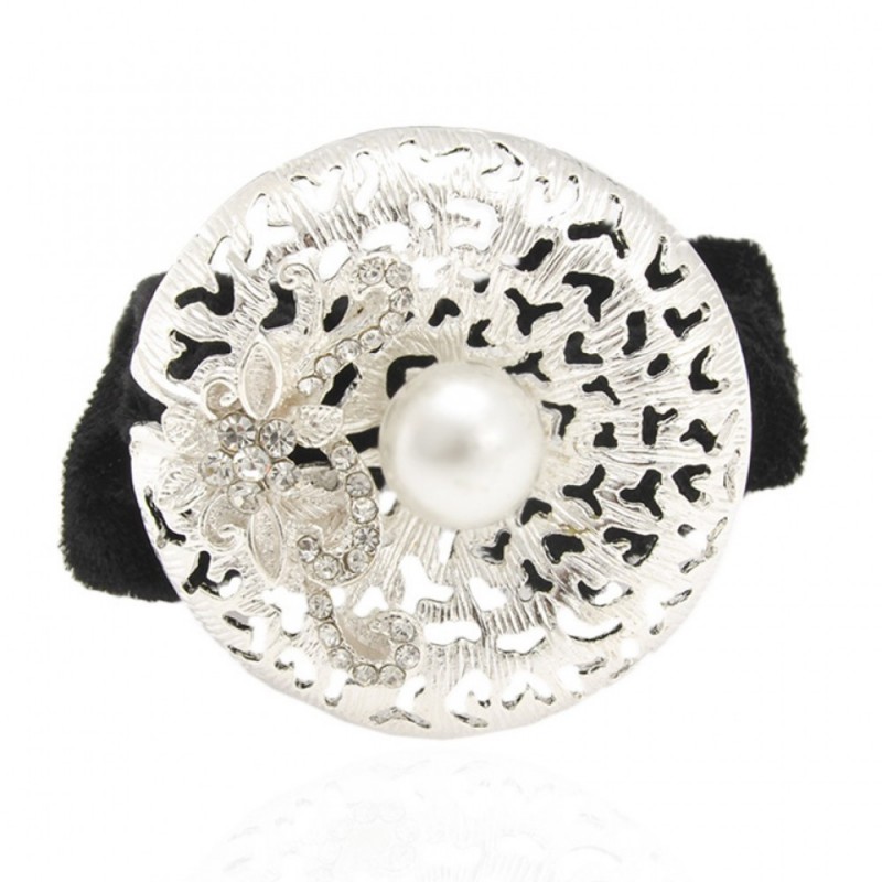 Велюровая резинка для волос с украшением (10304) вариант 01