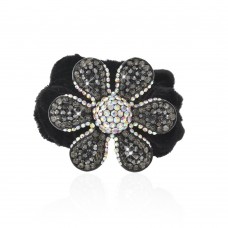 Велюровая резинка для волос с украшением (9219) вариант 03