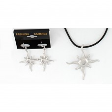 Набор из серьг и подвески на шею серебристый (7630)