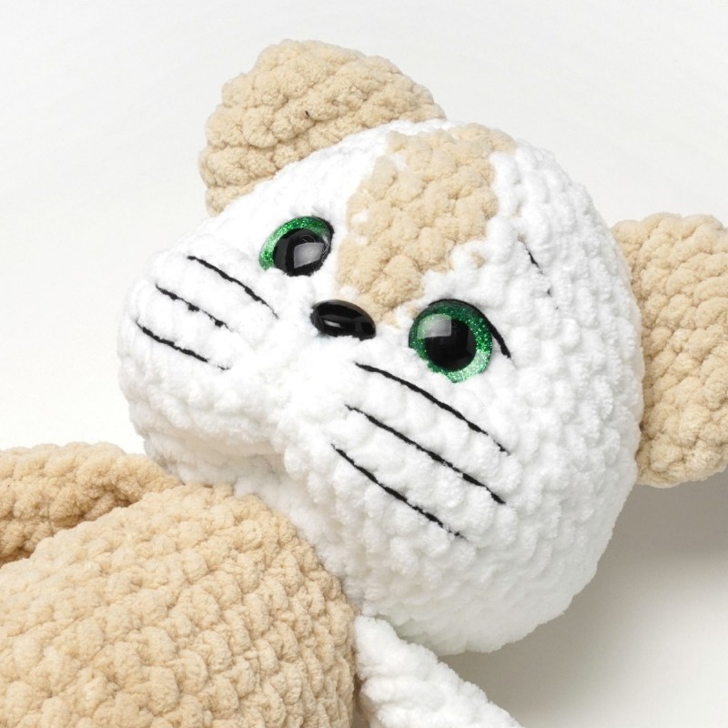 Вязаная игрушка амигуруми Котик плюшевый 33см бежевый (28149)