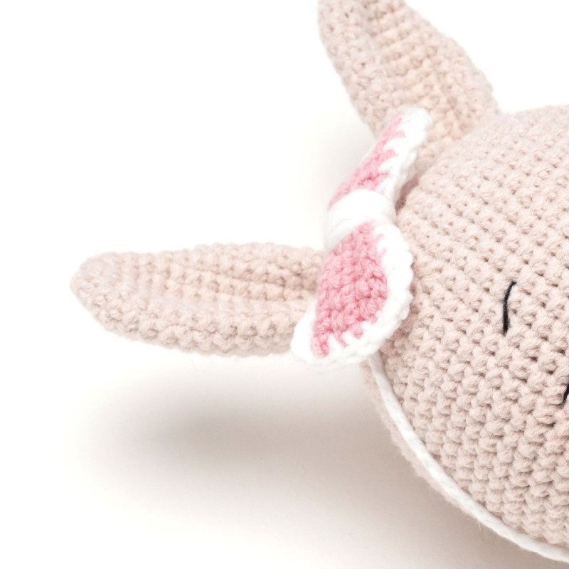 Вязаная игрушка амигуруми Зайка с морковкой 27см розовый (29147)