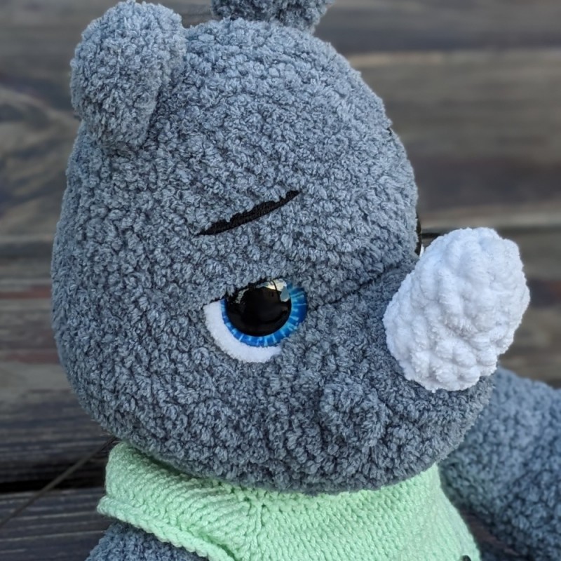Вязаная игрушка амигуруми Носорог 35см серый (29150)
