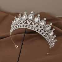 Диадема-обруч со стразами металлическая (31617)