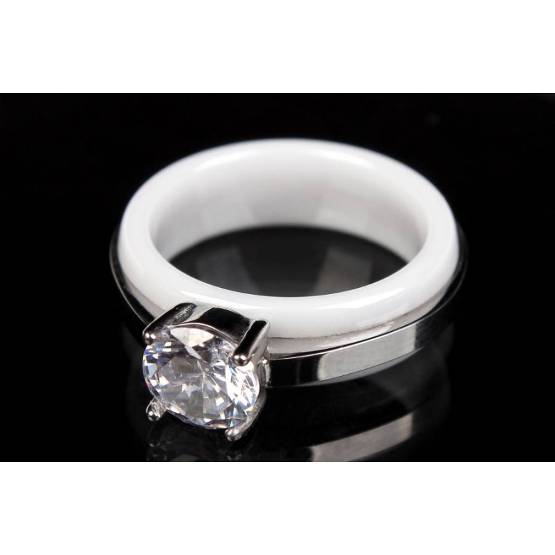 Кольцо керамическое белое (размер 8) 251-17611