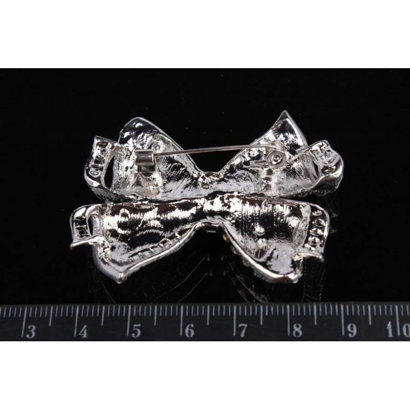 Брошь в виде бантика в стразах синяя