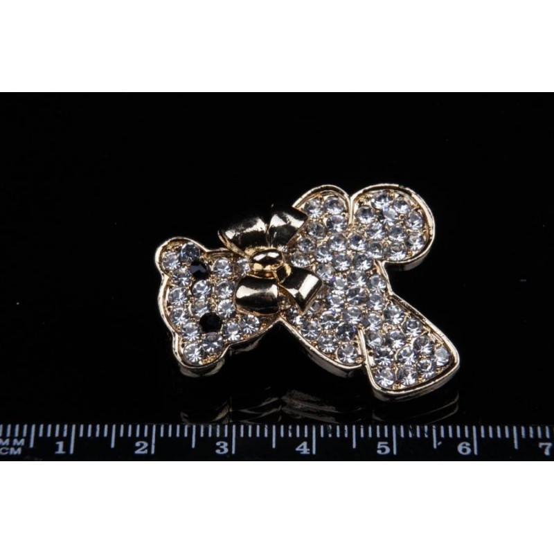 Брошь в форме мишки декорированная стразами