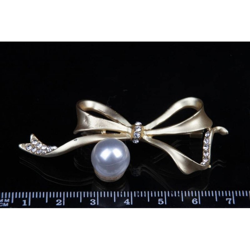 Брошь (золото)