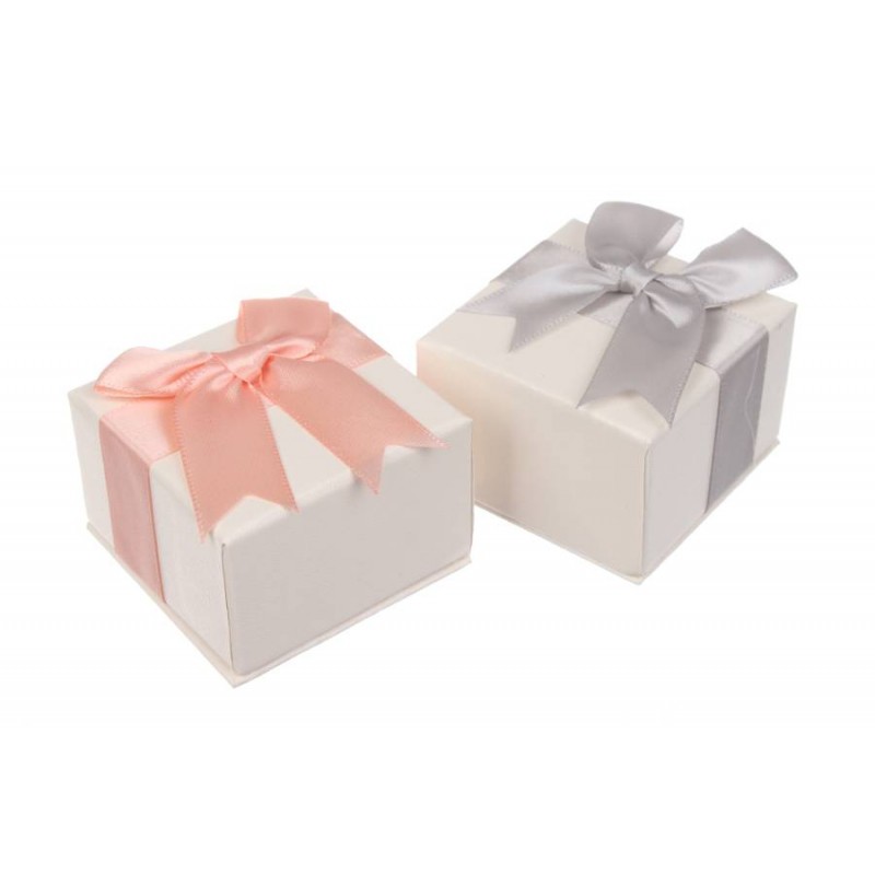 Коробка бижутерная (6х6х4см) 65-2423